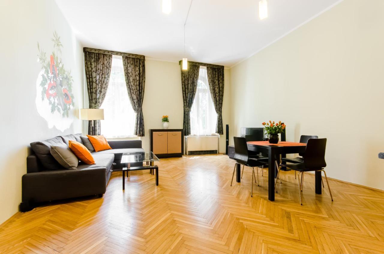 Apartament Papaya *